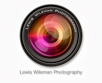 Lewis Wileman Wedding Photography Stockport 1097886 Image 3